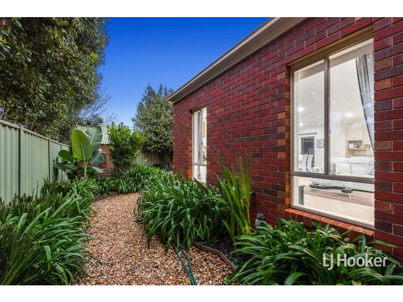 6 Sorrento Avenue, Point Cook VIC 3030