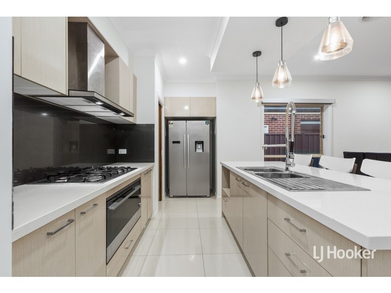 8 Saxby Street, Tarneit VIC 3029