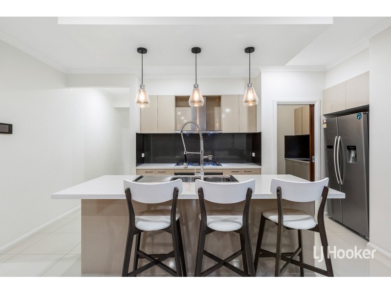 8 Saxby Street, Tarneit VIC 3029