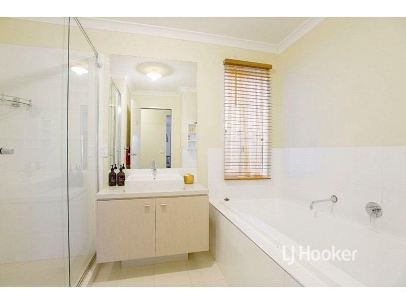 101 Tom Roberts Parade, Point Cook VIC 3030