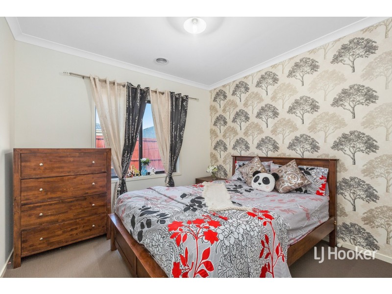 10 Allcrest Way, Truganina VIC 3029