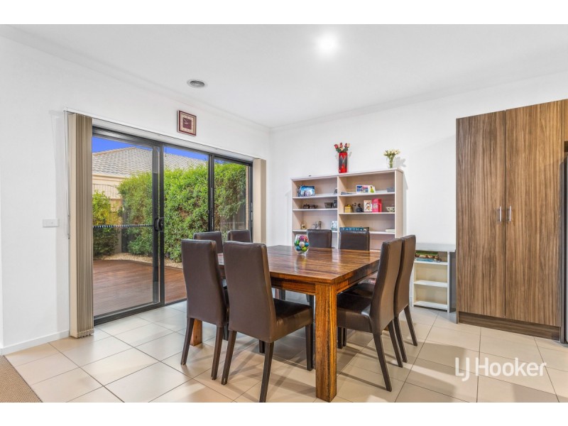 1/3 Santander Crescent, Point Cook VIC 3030