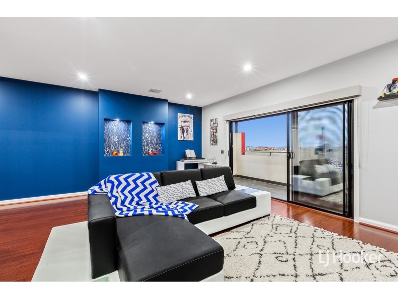 35 Pennsylvania Crescent, Point Cook VIC 3030