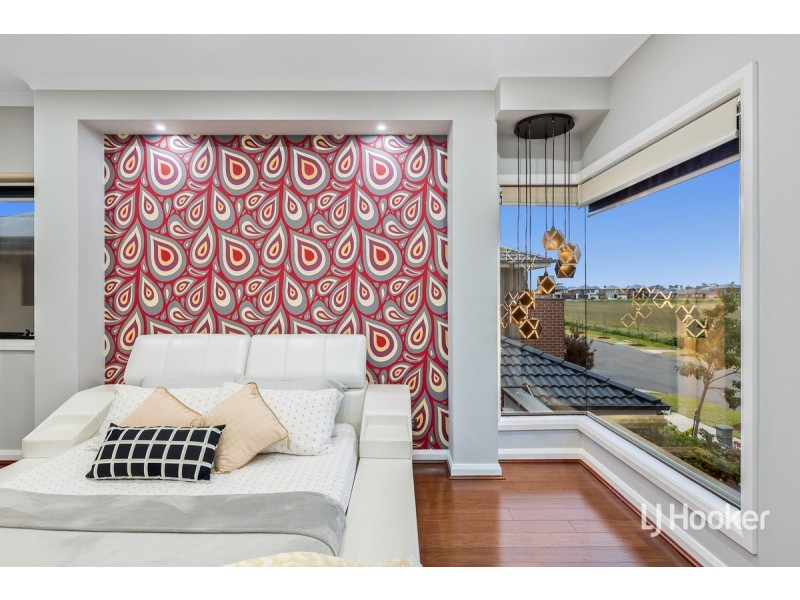 35 Pennsylvania Crescent, Point Cook VIC 3030