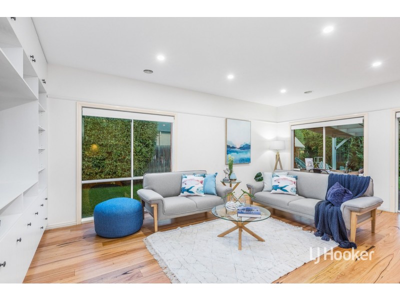 10 Kingsley Avenue, Point Cook VIC 3030