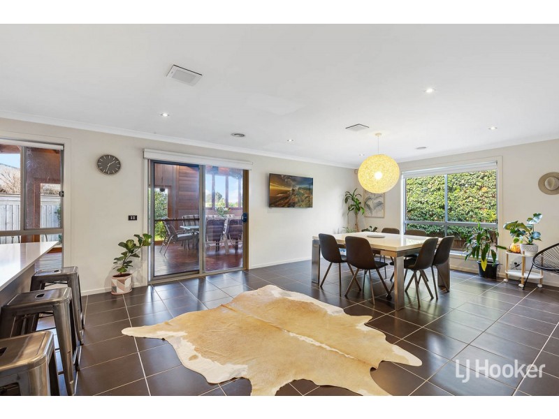 8 Tedesco Court, Werribee VIC 3030