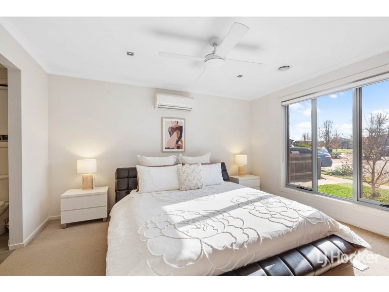 8 Tedesco Court, Werribee VIC 3030