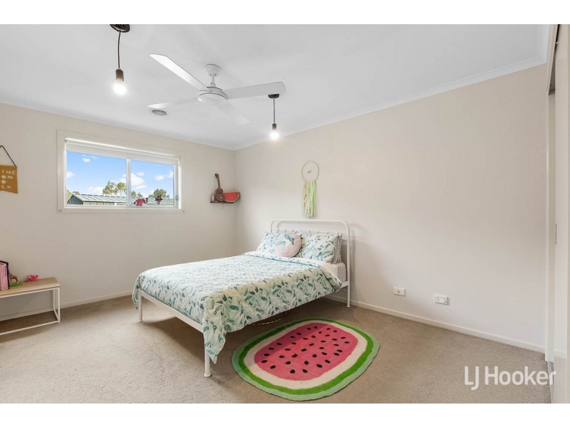 8 Tedesco Court, Werribee VIC 3030