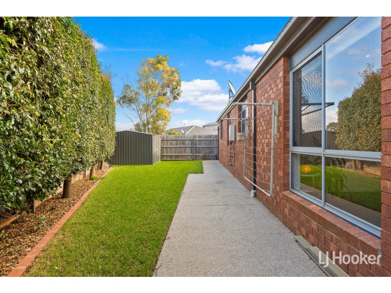 8 Tedesco Court, Werribee VIC 3030