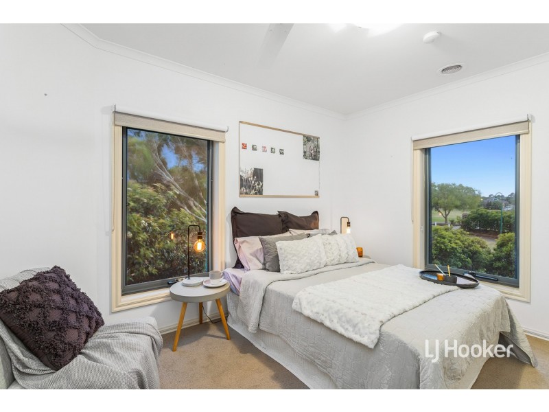 2 Truganina Avenue, Seabrook VIC 3028