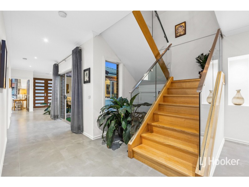 27 Haslewood Street, Point Cook VIC 3030