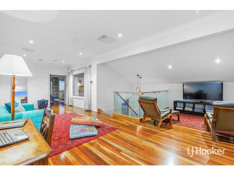 27 Haslewood Street, Point Cook VIC 3030