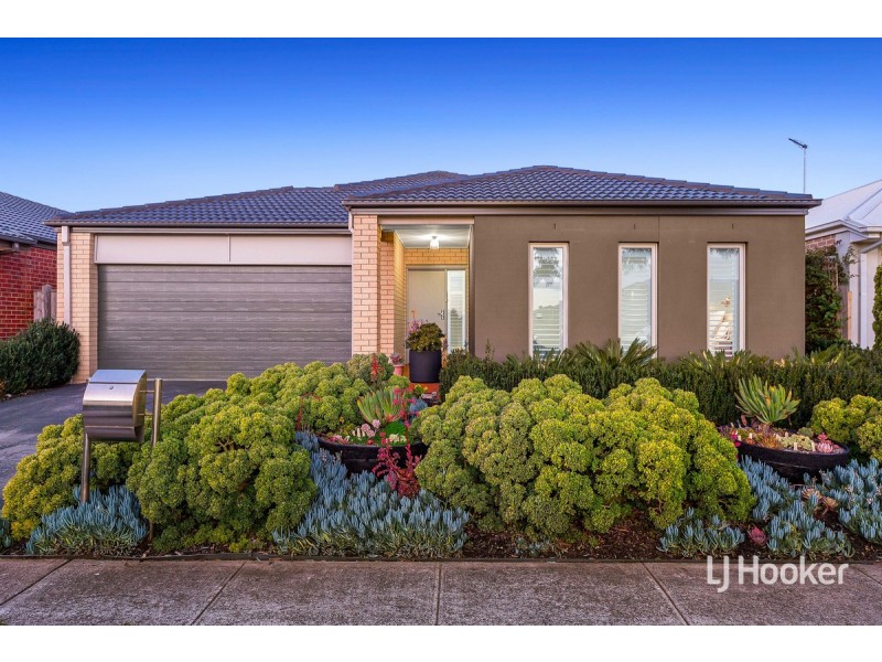 30 Stoneyfell Road, Point Cook VIC 3030