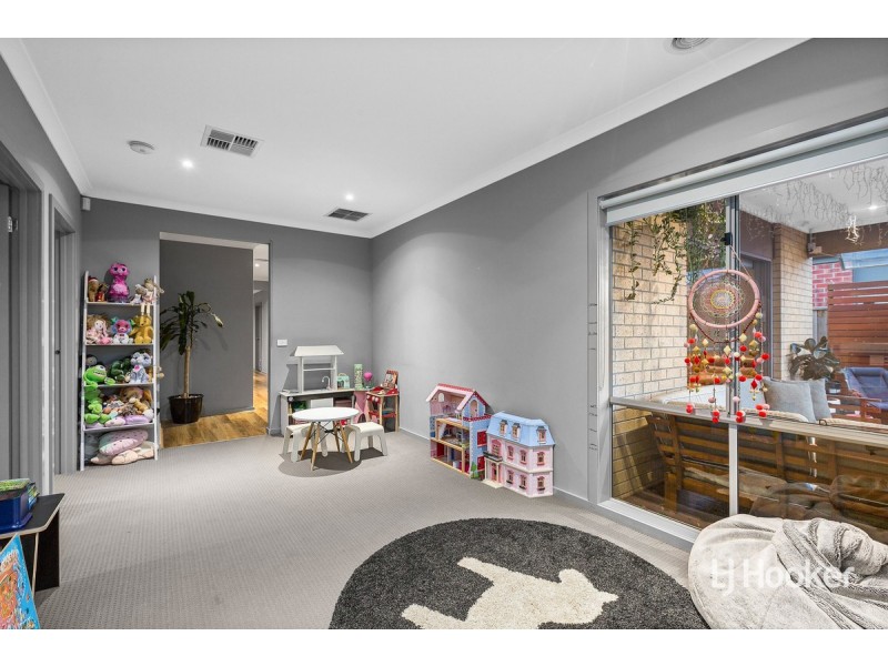 30 Stoneyfell Road, Point Cook VIC 3030