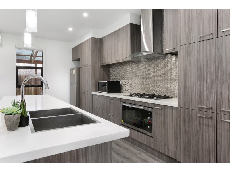 14a Neptune Drive, Point Cook VIC 3030