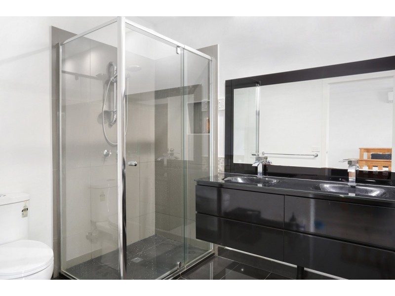 14a Neptune Drive, Point Cook VIC 3030