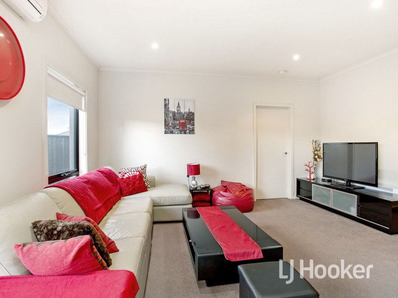 43/39 Astley Crescent, Point Cook VIC 3030