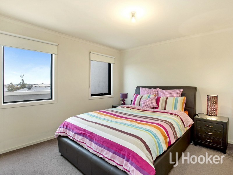 43/39 Astley Crescent, Point Cook VIC 3030