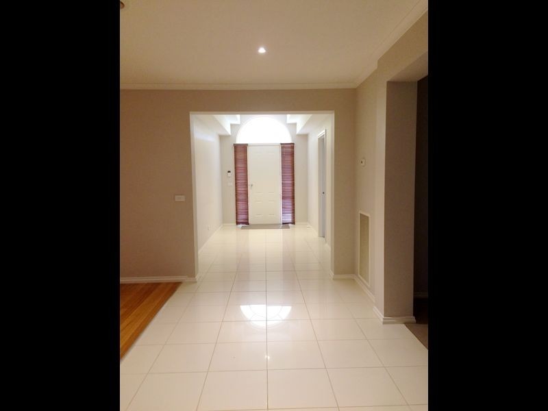 28 Snowbush Terrace, Point Cook VIC 3030