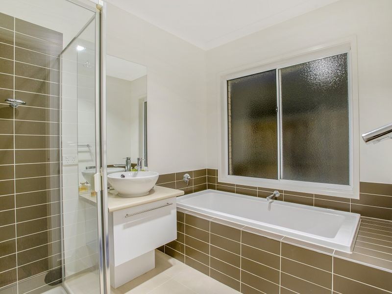 49 Shiraz Crescent, Point Cook VIC 3030