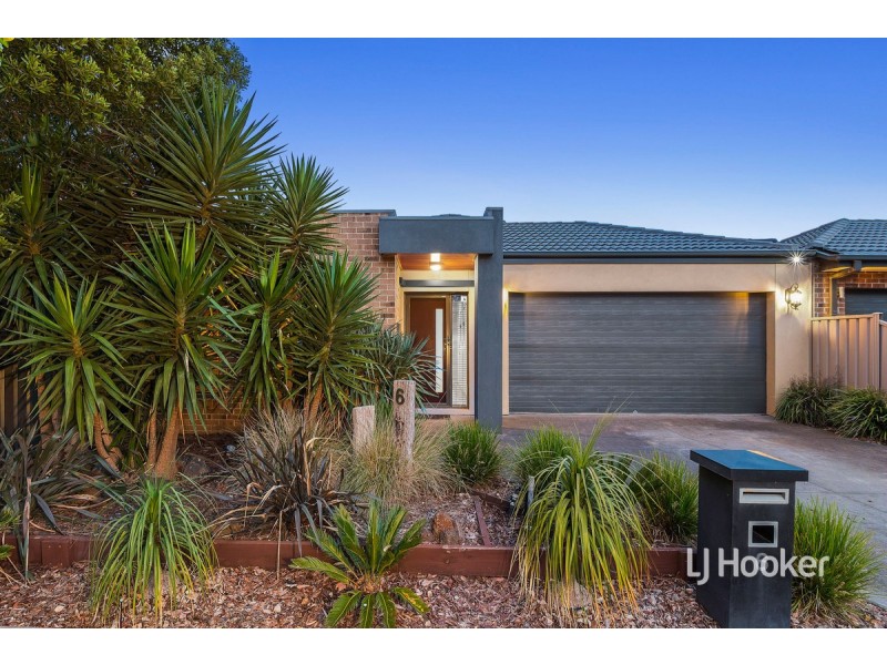 6 Merlot Lane, Point Cook VIC 3030