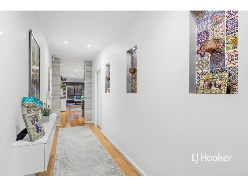 6 Merlot Lane, Point Cook VIC 3030