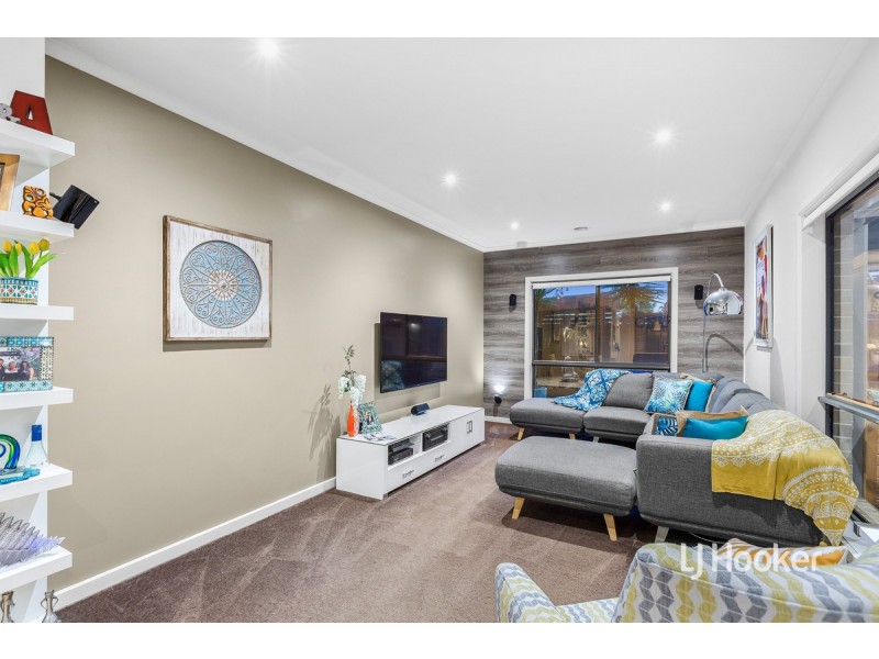 6 Merlot Lane, Point Cook VIC 3030