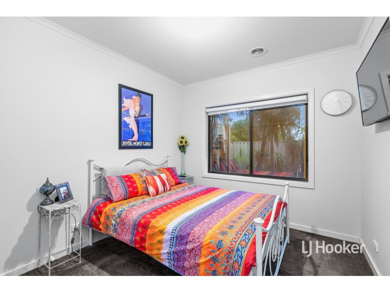 6 Merlot Lane, Point Cook VIC 3030