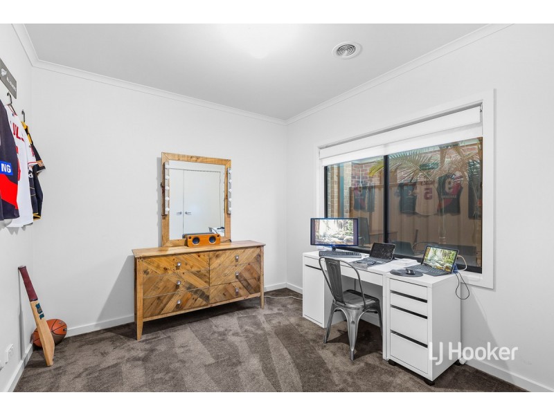 6 Merlot Lane, Point Cook VIC 3030