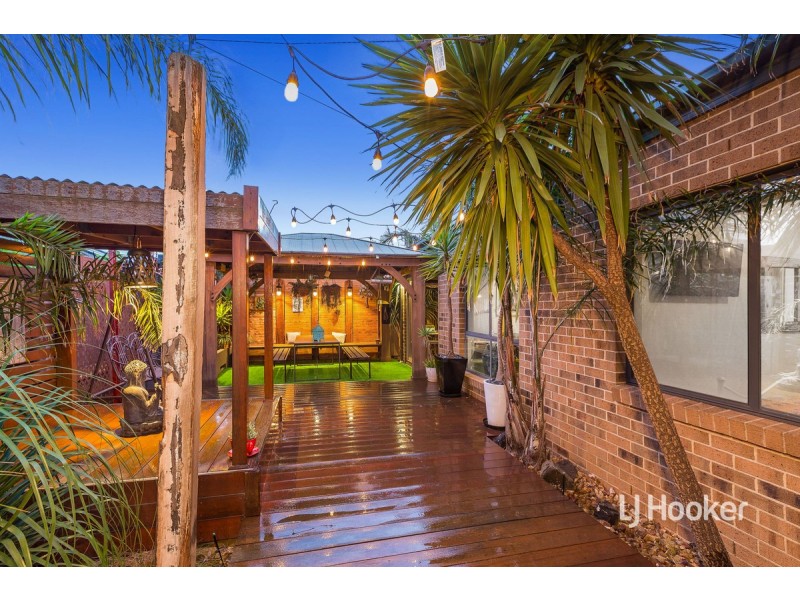 6 Merlot Lane, Point Cook VIC 3030