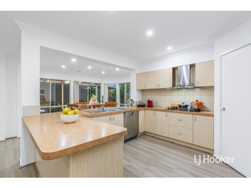 14 Neptune Drive, Point Cook VIC 3030