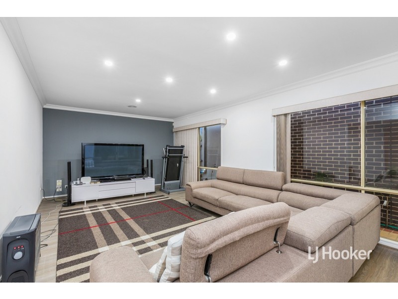 14 Neptune Drive, Point Cook VIC 3030