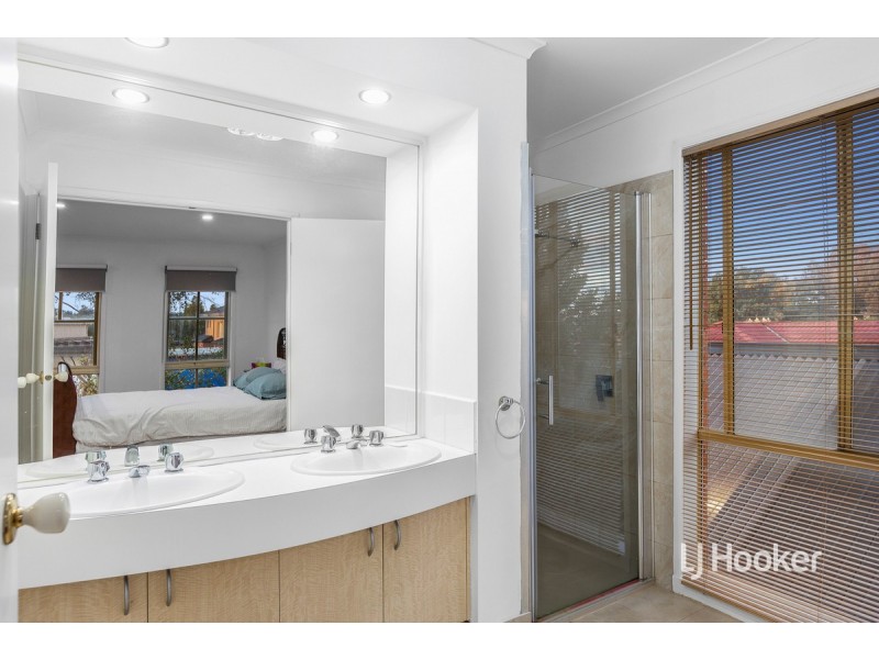 14 Neptune Drive, Point Cook VIC 3030