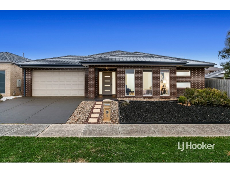 19 Boxgrass Street, Point Cook VIC 3030