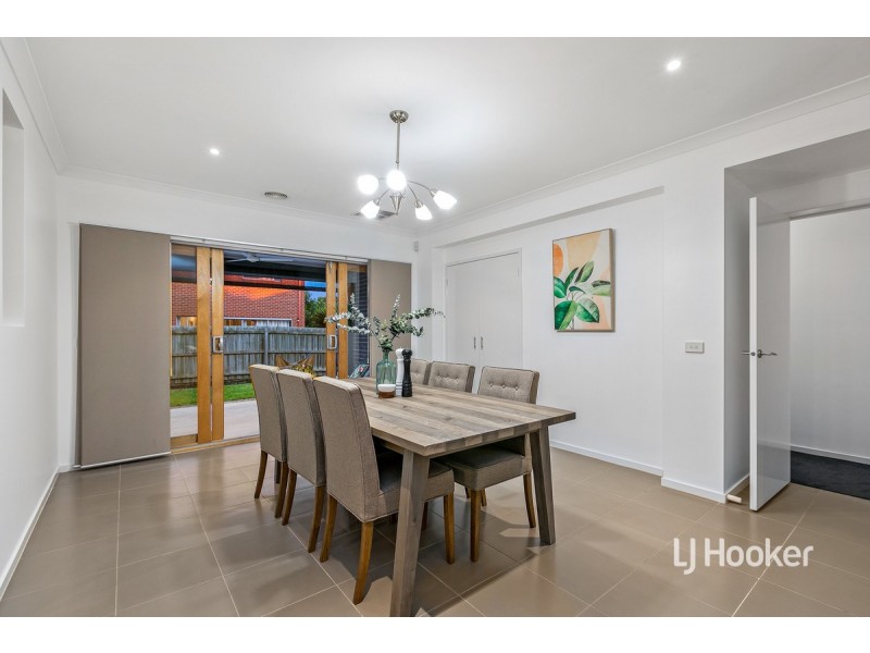 19 Boxgrass Street, Point Cook VIC 3030