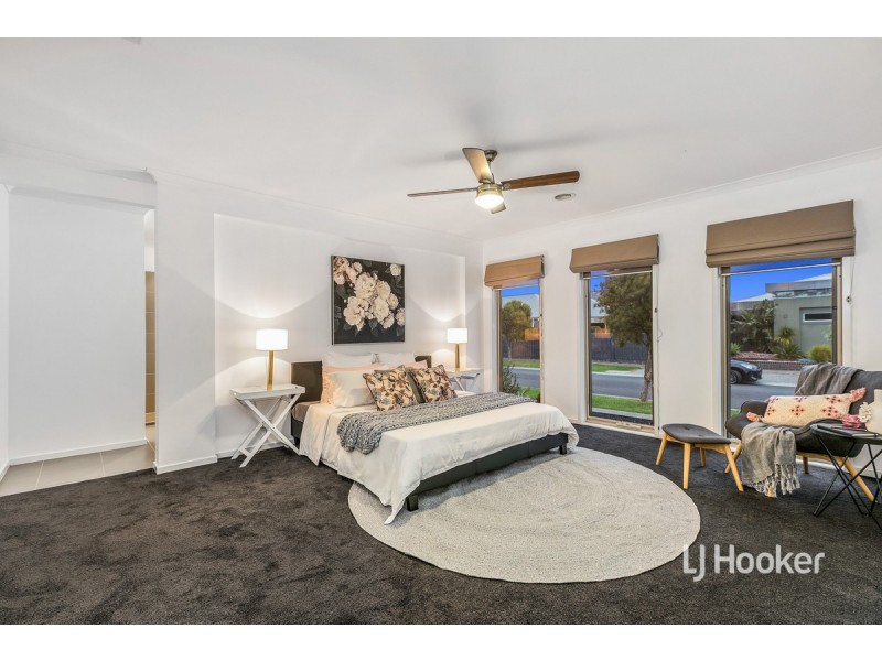 19 Boxgrass Street, Point Cook VIC 3030