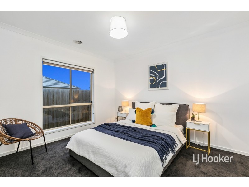 19 Boxgrass Street, Point Cook VIC 3030