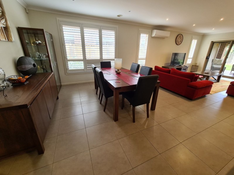 11 Viola Avenue, Point Cook VIC 3030