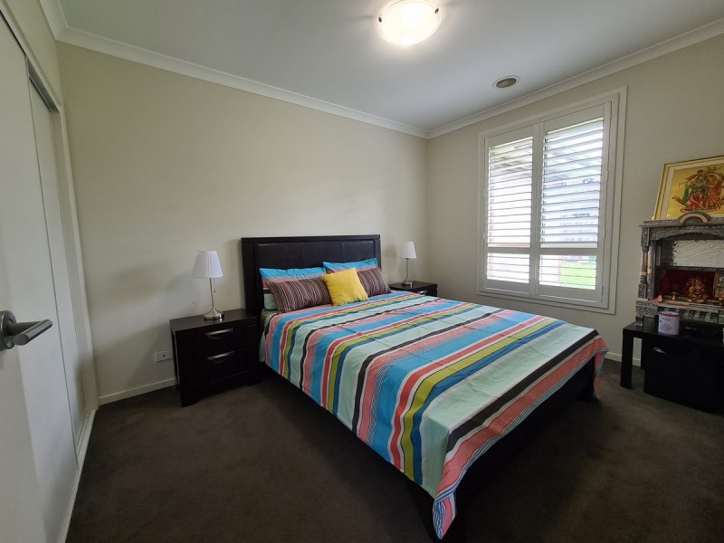 11 Viola Avenue, Point Cook VIC 3030