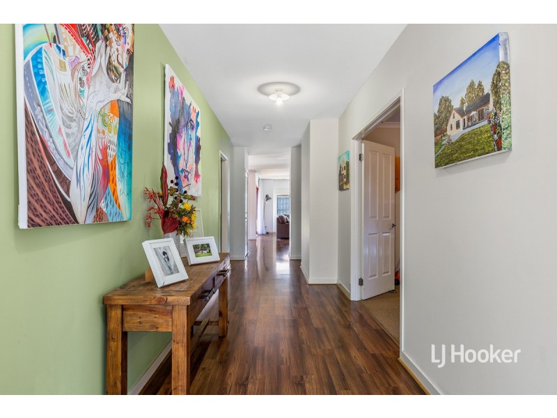 34 Prudence Parade, Point Cook VIC 3030