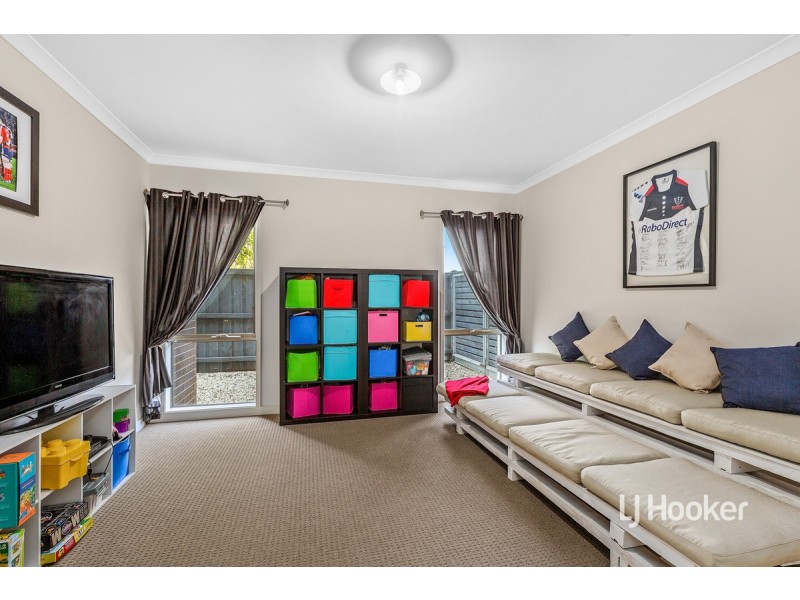 34 Prudence Parade, Point Cook VIC 3030