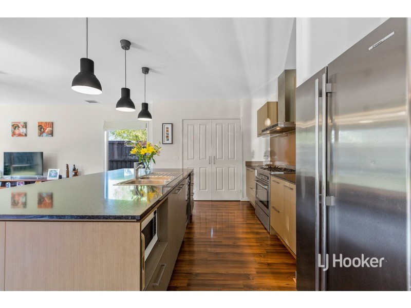 34 Prudence Parade, Point Cook VIC 3030