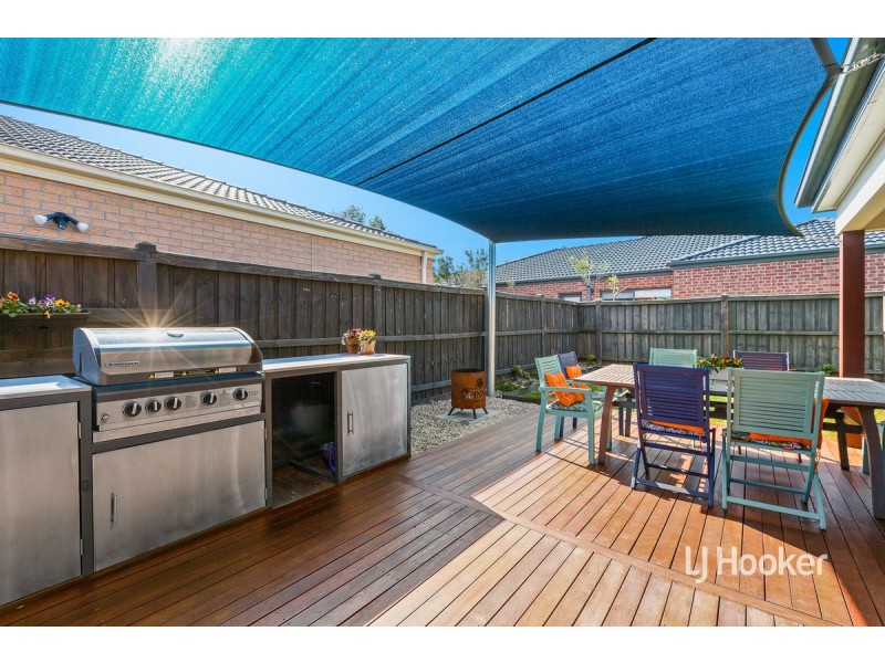 34 Prudence Parade, Point Cook VIC 3030