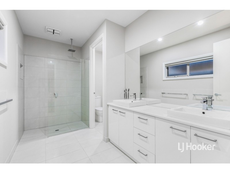 26 Florentino Parade, Point Cook VIC 3030