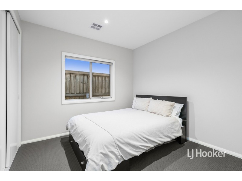 26 Florentino Parade, Point Cook VIC 3030