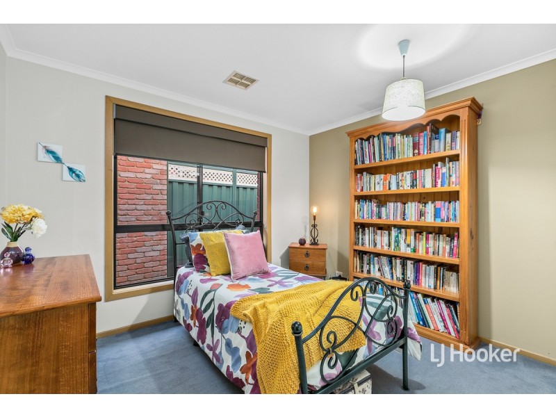 12 Greylea Grove, Seabrook VIC 3028