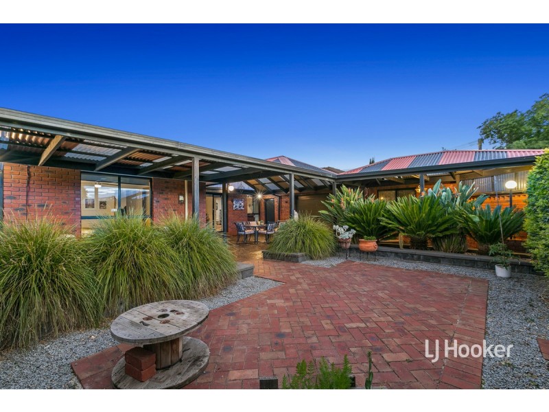 12 Greylea Grove, Seabrook VIC 3028