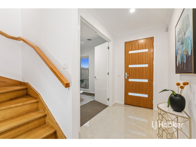 4 Astoria Drive, Point Cook VIC 3030