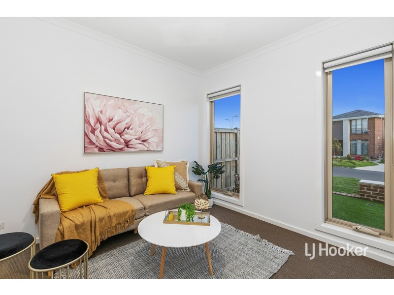 4 Astoria Drive, Point Cook VIC 3030