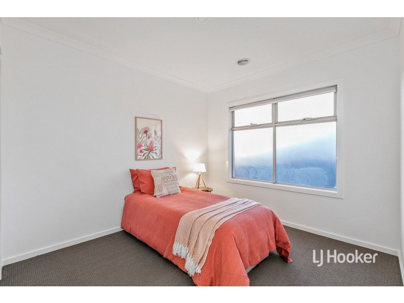 4 Astoria Drive, Point Cook VIC 3030